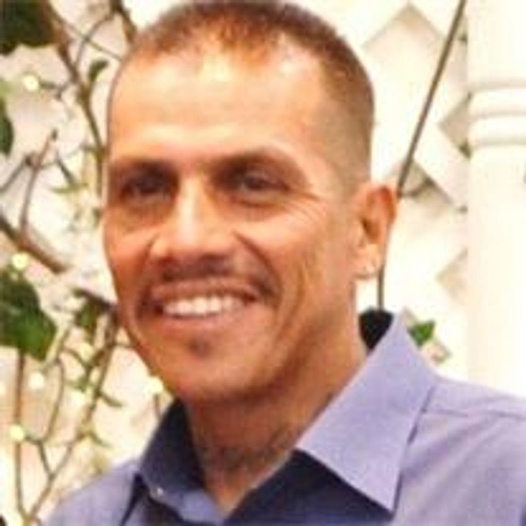 Carlos Jacinto De Santiago Sr