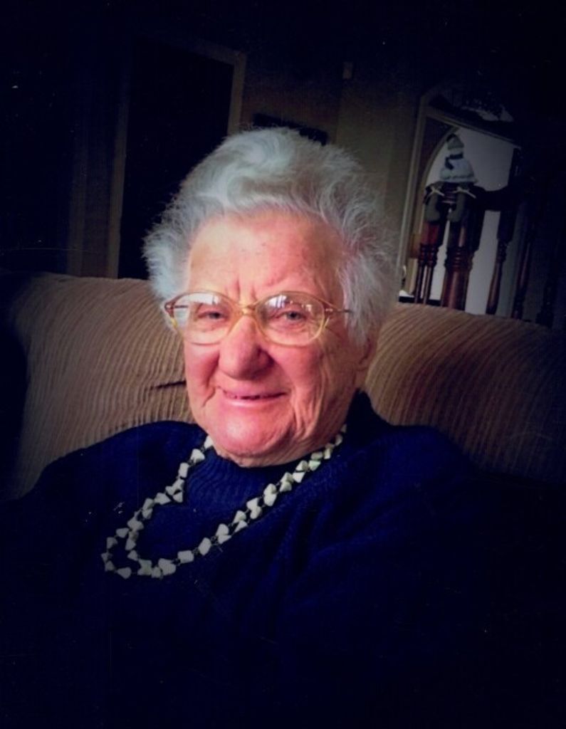 Mary R. (Kaminski)  Pustay