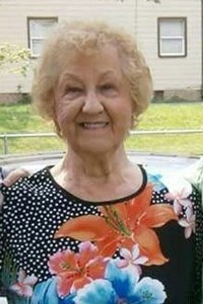 Betty Jean Hollar Profile Photo