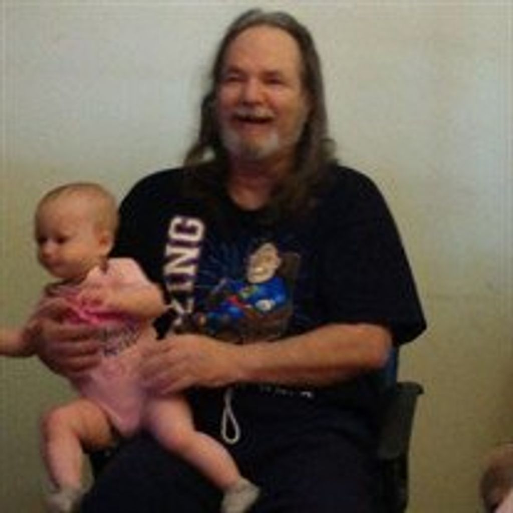 Carl  Ray Kerns