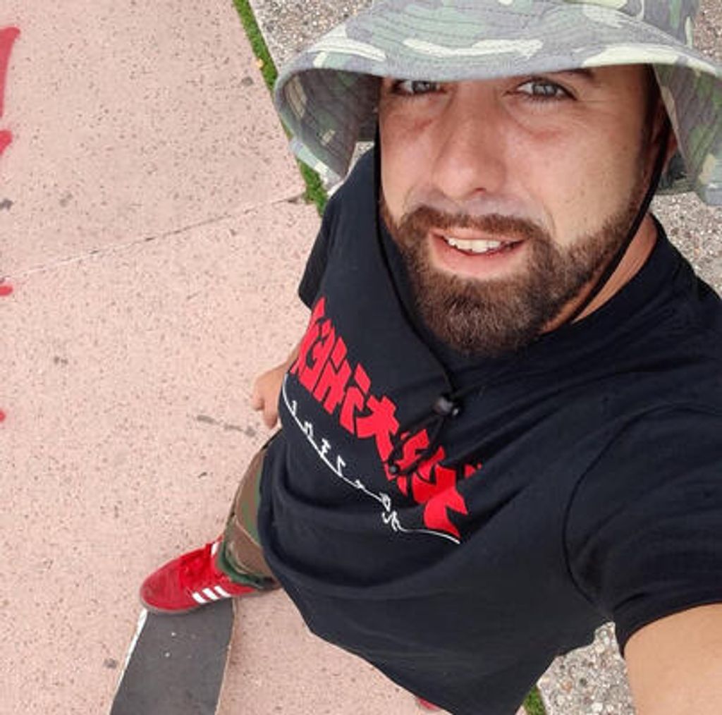 Zachary Lee Morrison Profile Photo