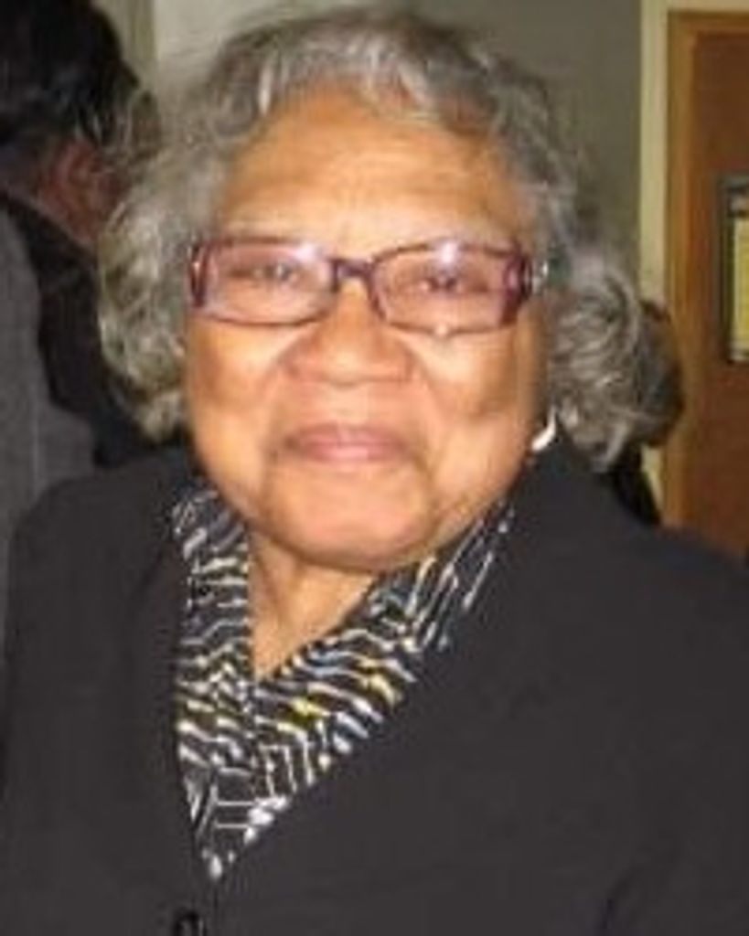 Louise Barnes Profile Photo