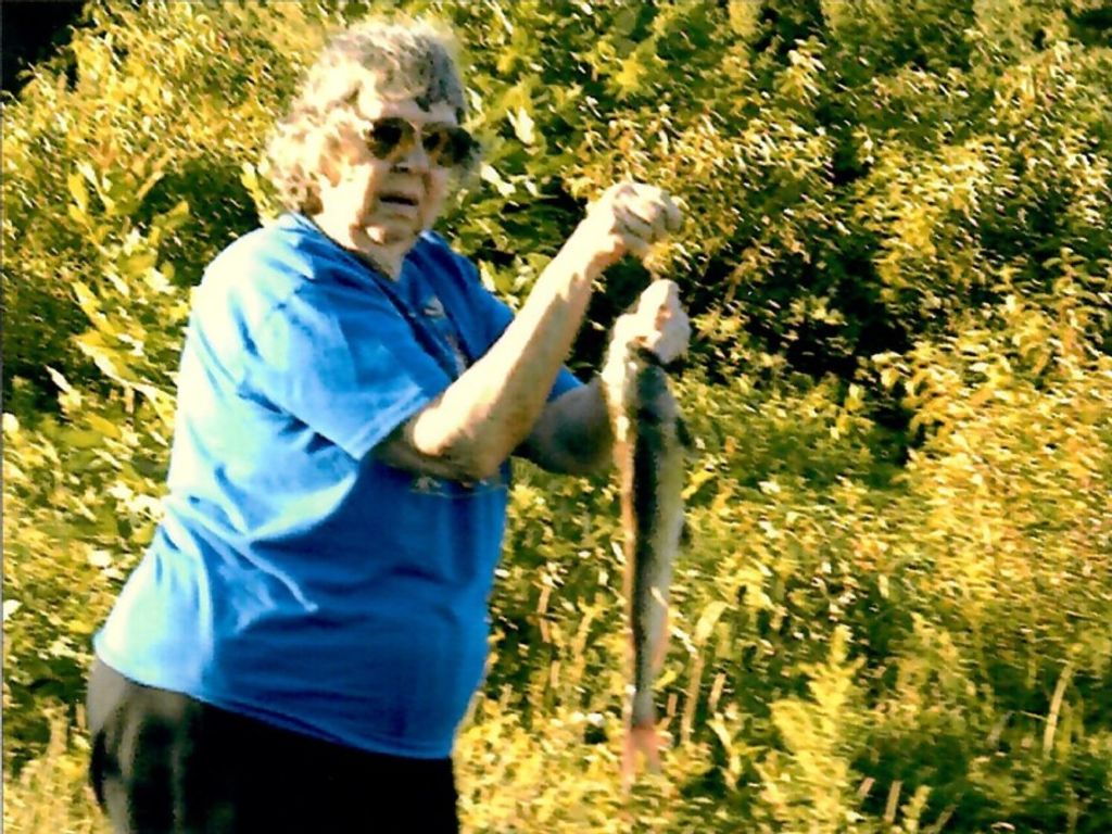 Dorothy L Kimpton