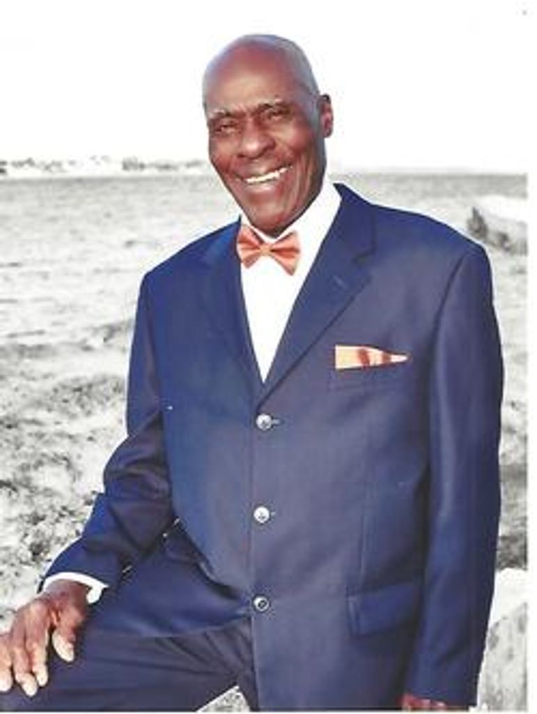 Livingston "Wing" Farrington Profile Photo