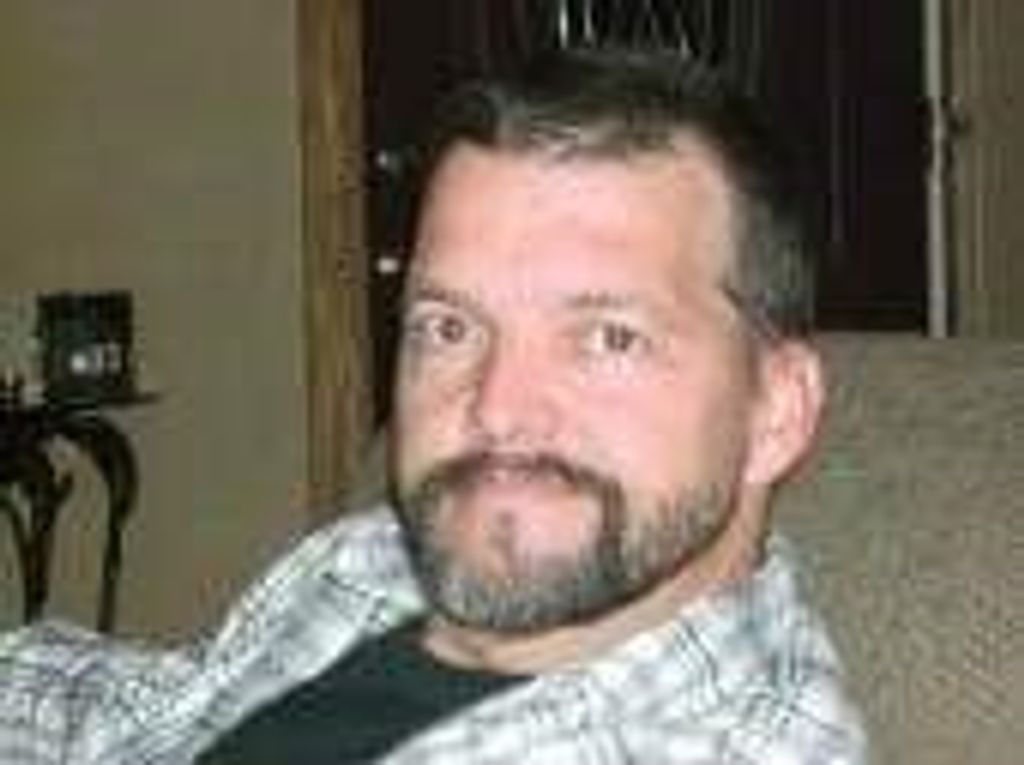 Leslie  Carl  Beckett Profile Photo