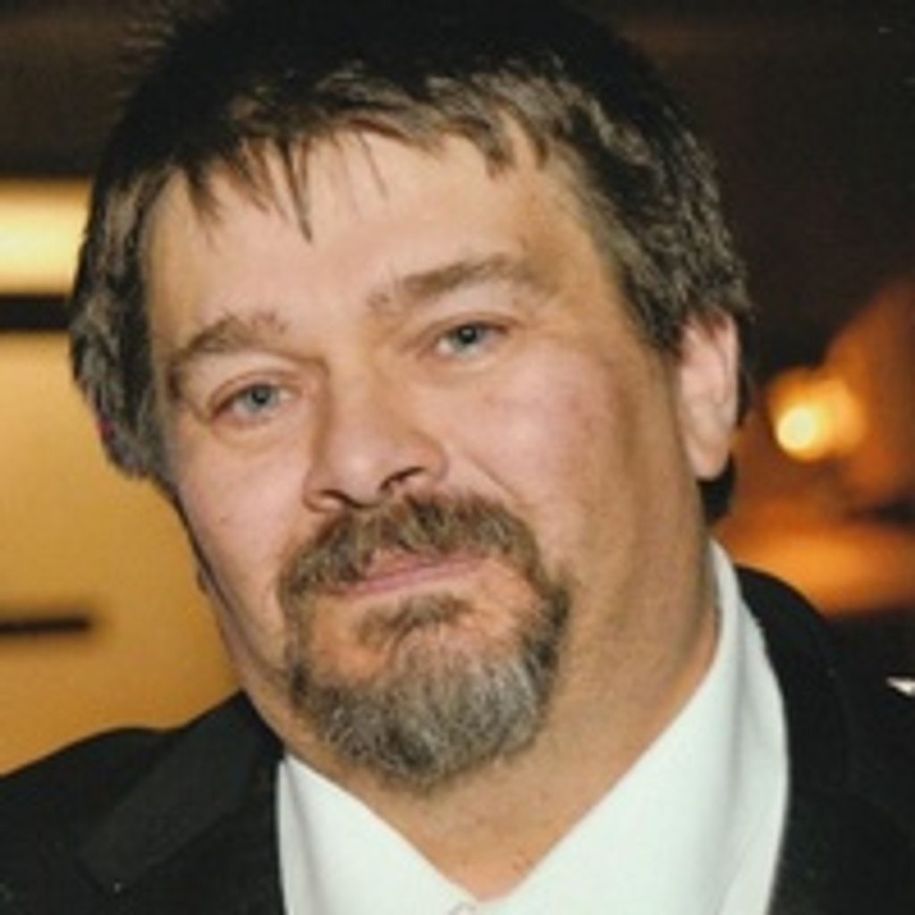 Joseph E Vanness