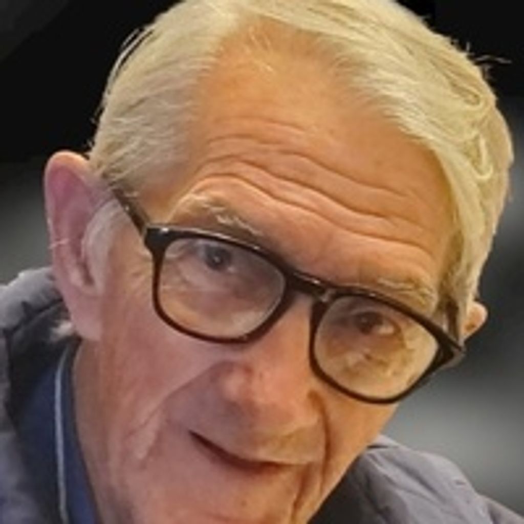 Paul Hollingsworth Profile Photo