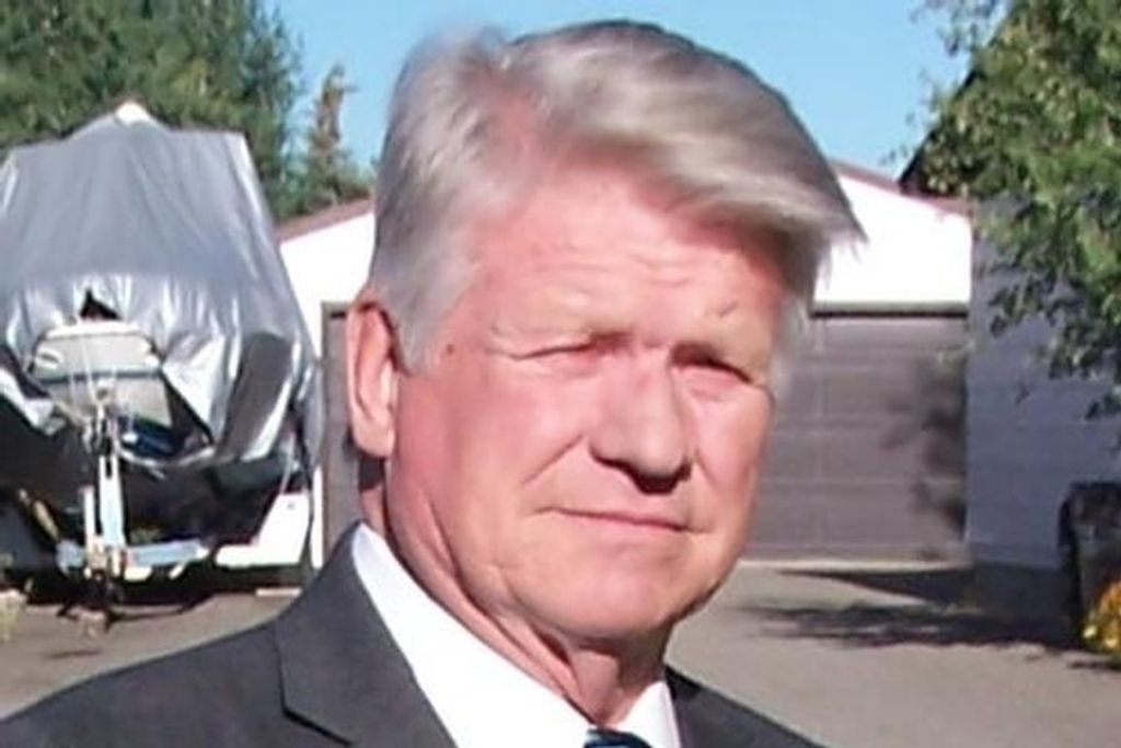 Carroll "Buzz" Esterholt Profile Photo