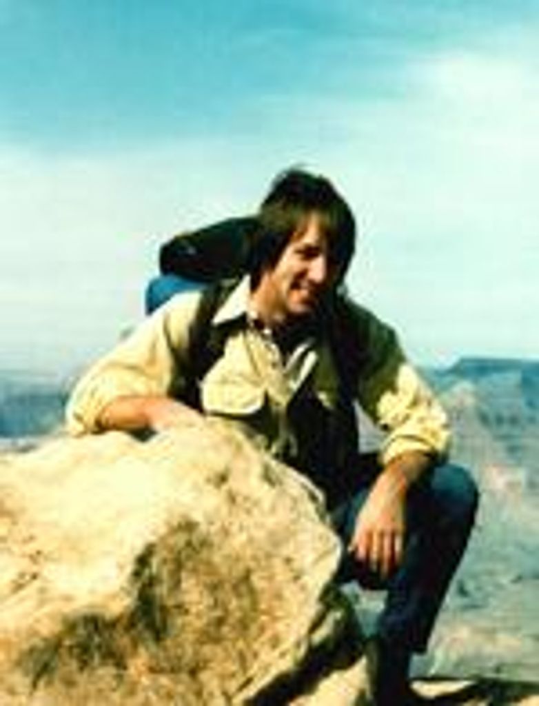 Douglas Elliott Profile Photo