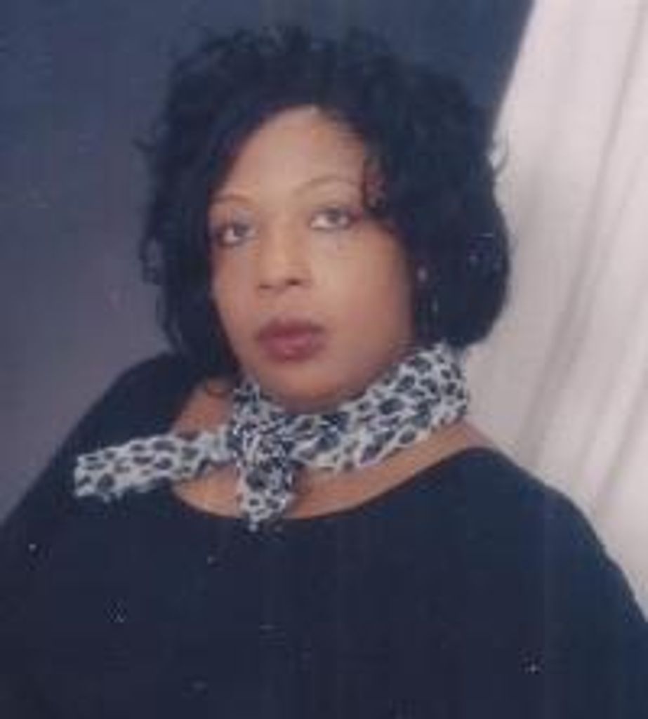 Carolyn Yvette Lambert