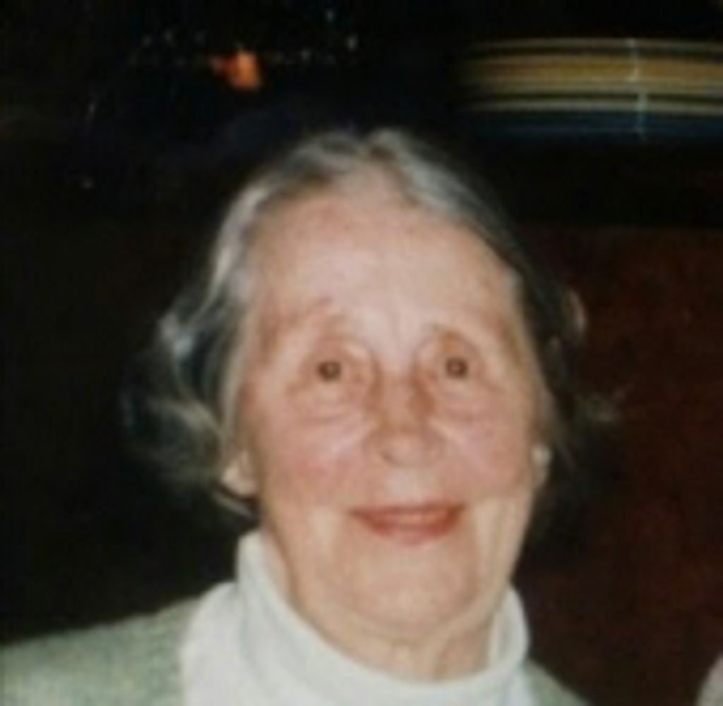 Helen (Betsy) Nolan Holloran