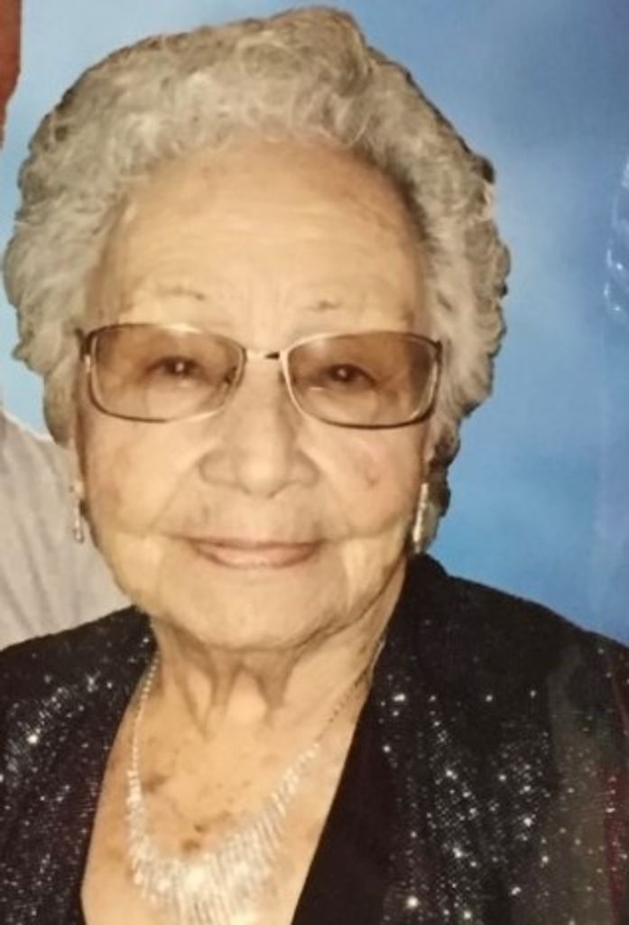 Eva R. Salas Profile Photo