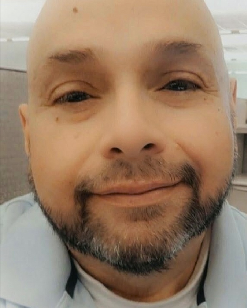 Robert Wayne Arcides Profile Photo