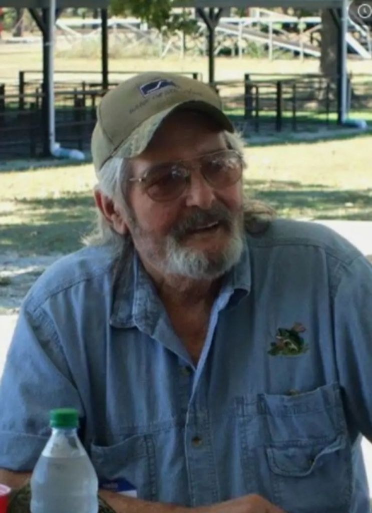 Robert "Bobby" Neidert