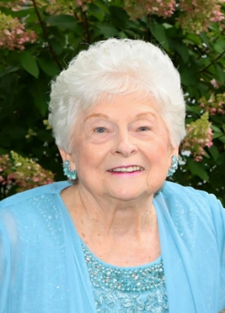 Helen Louise Thomas Profile Photo