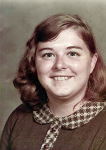 Carolyn Sue Barrow photo gallery thumbnail 38 of 41