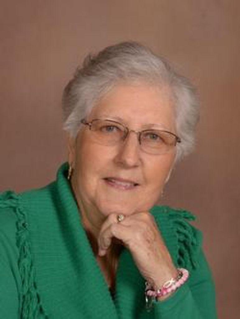 Jacqueline Lange Profile Photo