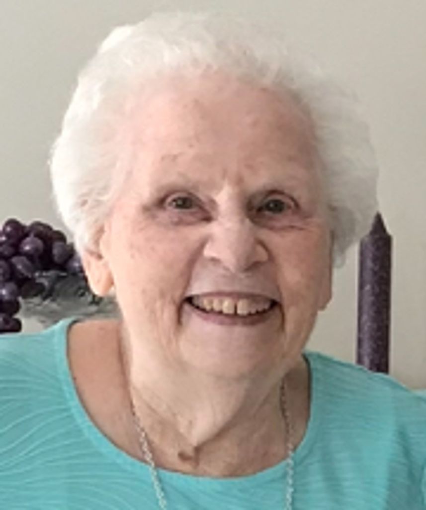 Elizabeth M. (Hess)  Holmen