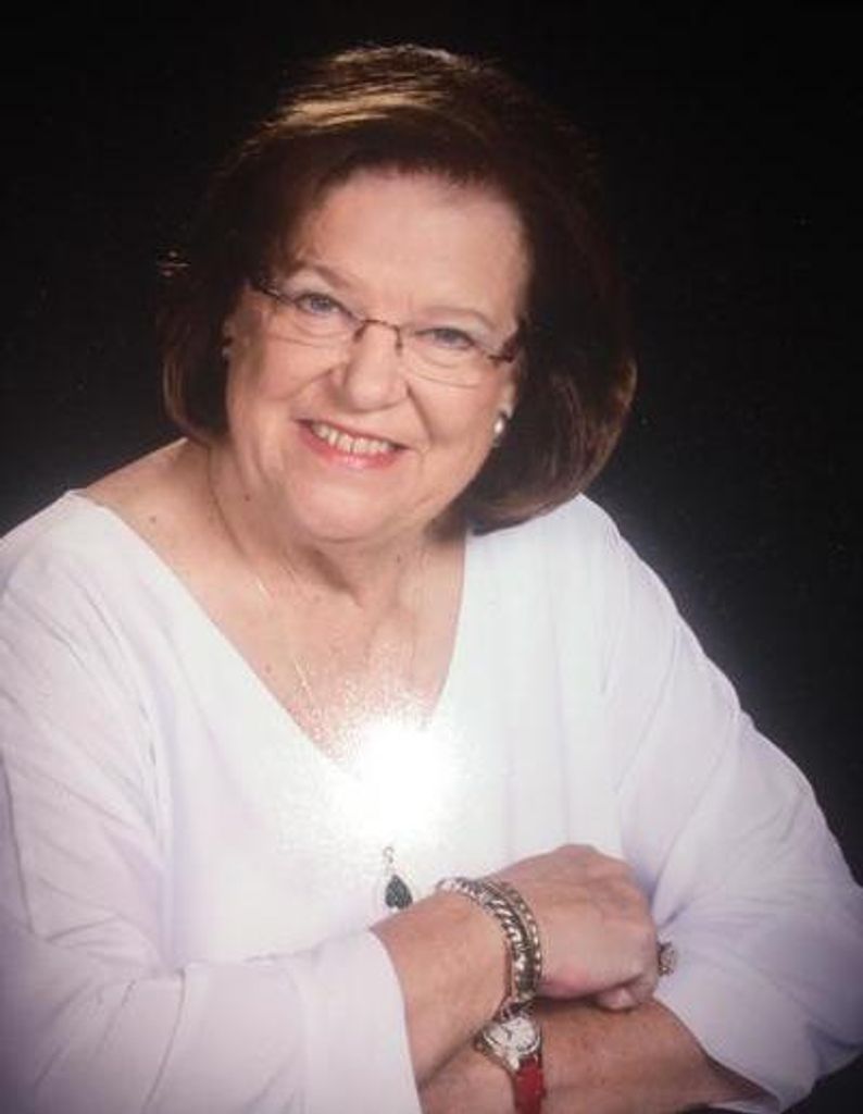 Lynn Graham Smith Profile Photo