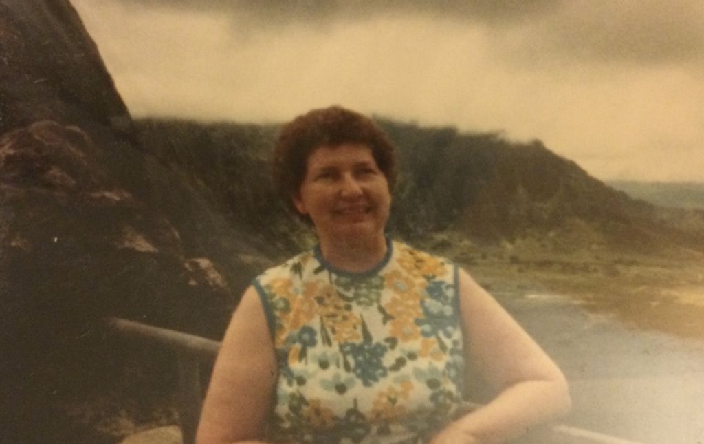 Lois J Zechmeister