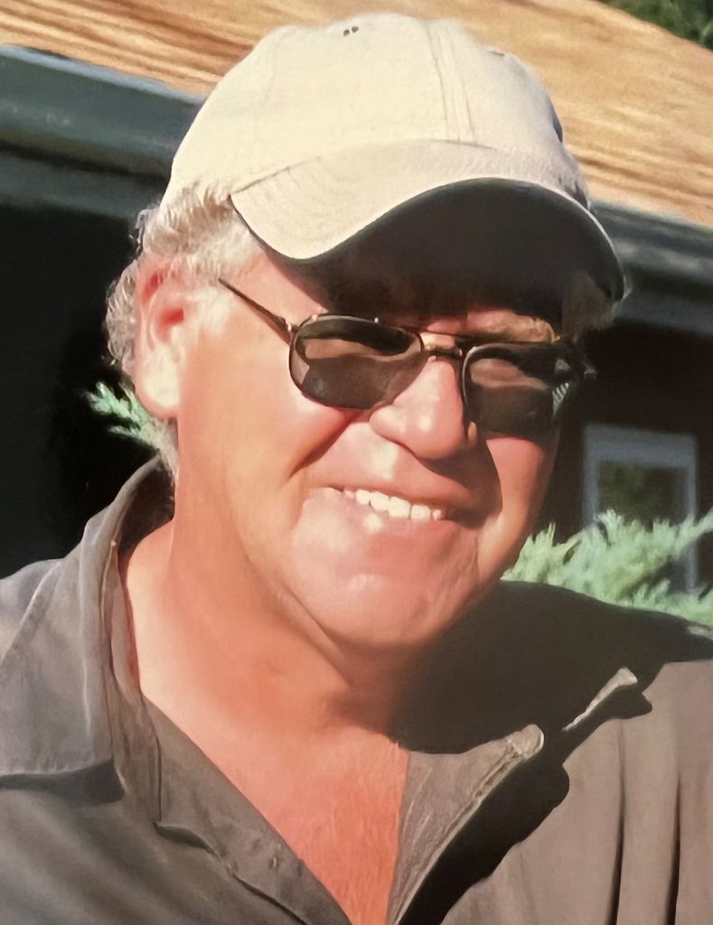Robert James Lennox Profile Photo