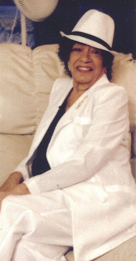 Mrs. Vera Louise Johnson Profile Photo