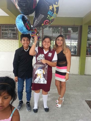 Karen Lizbeth Medellin photo gallery thumbnail 155 of 204