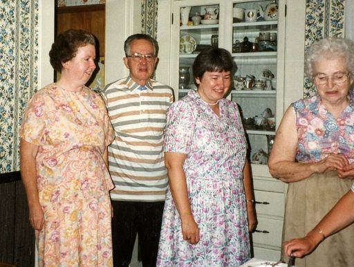 Roberta Seavey photo gallery thumbnail 49 of 61