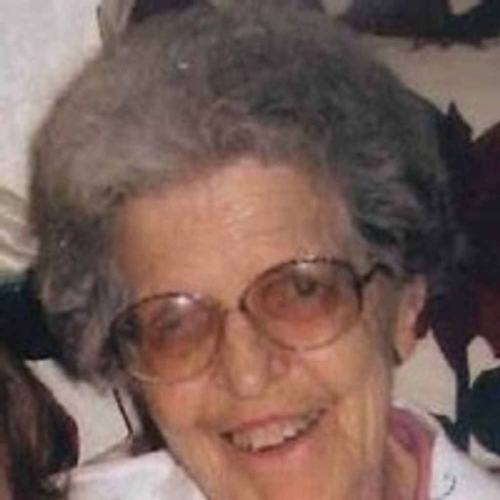 Betty J Juenke