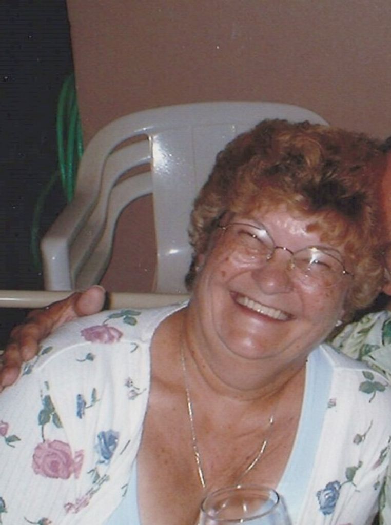 Carolyn M. (Moore)  Vinson