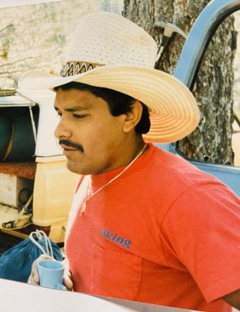 Isidro "Sid" Espinoza Profile Photo