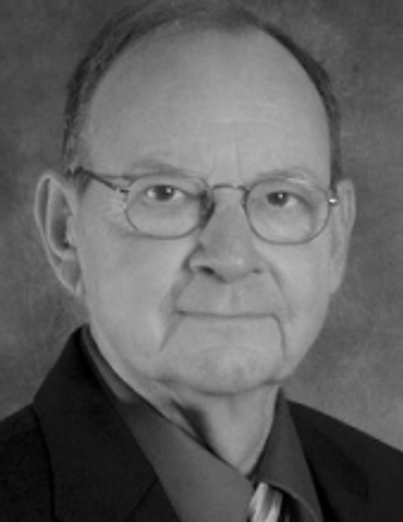Dewey Young Profile Photo