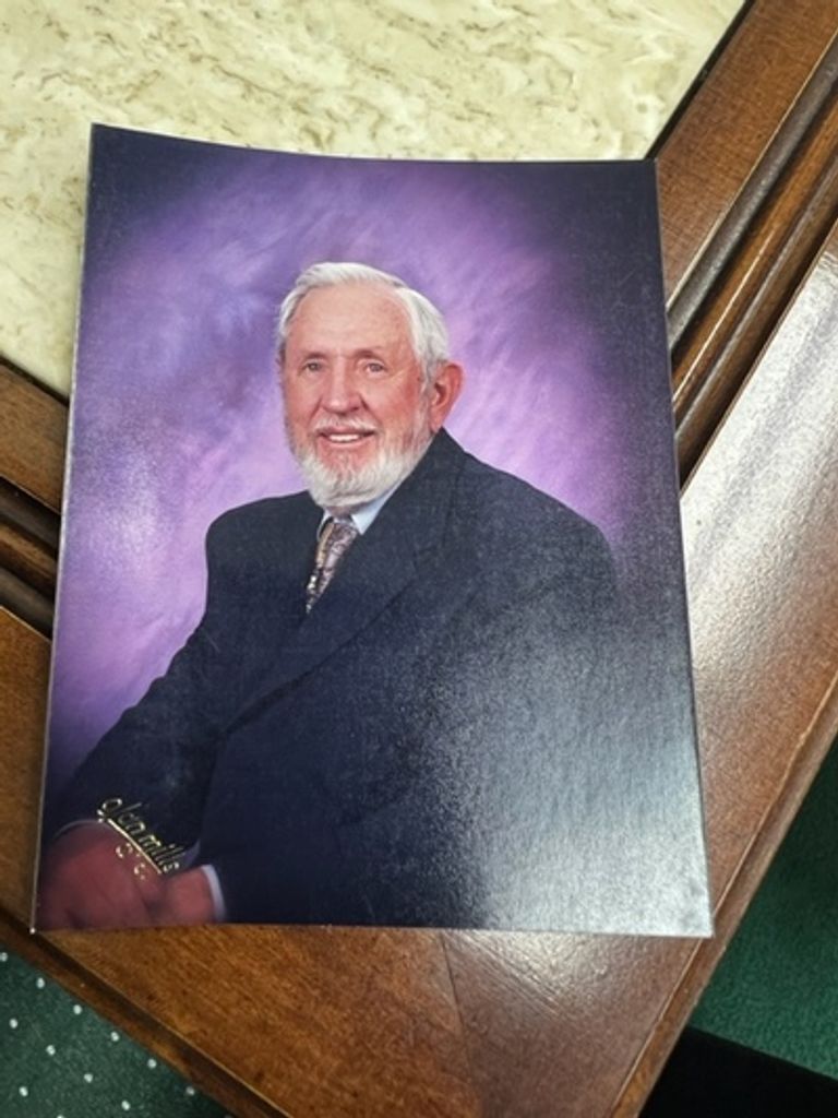 Charles Eugene "Gene" Childress Profile Photo