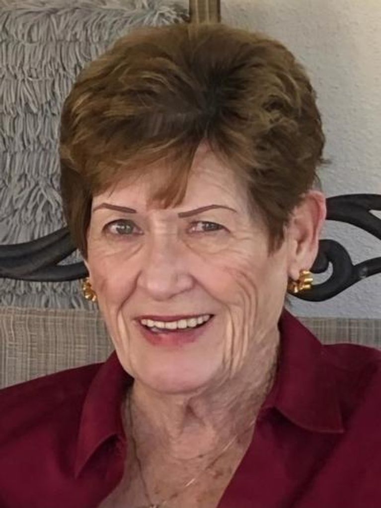 Sandra Hansen Halamandaris Profile Photo