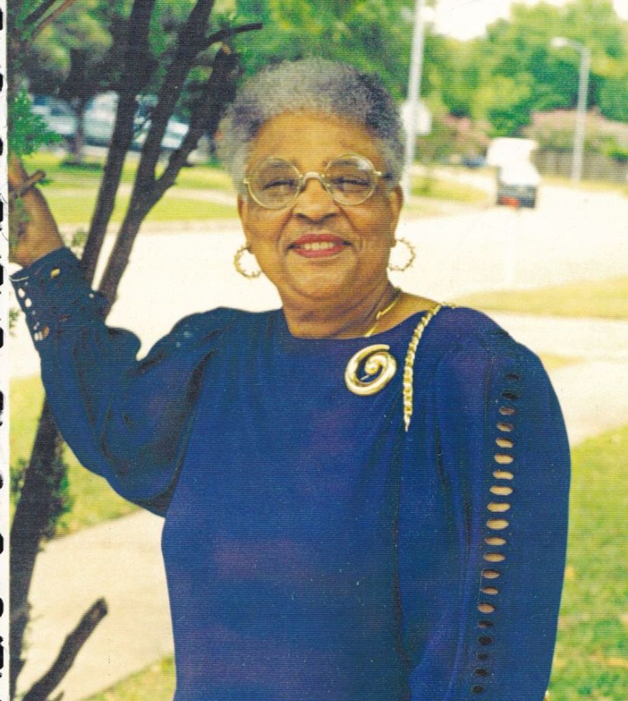 BettyE Mae Cox