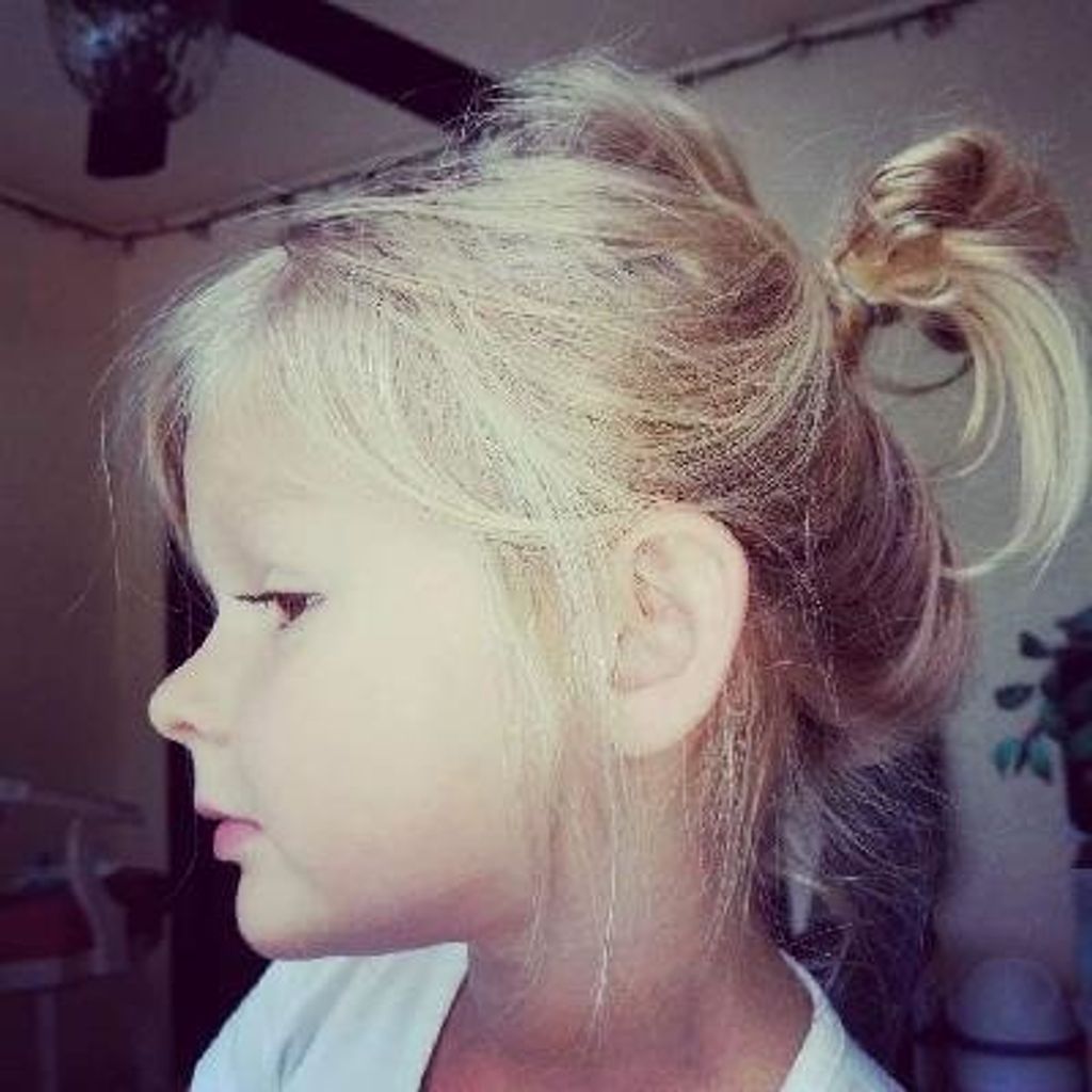 Scarlett Elizabeth Middleton
