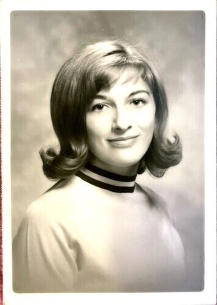 Roberta Horsfall Profile Photo