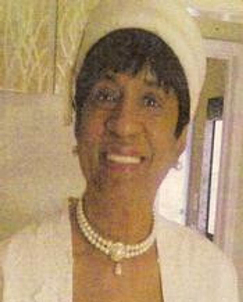 Estelle Smith Profile Photo