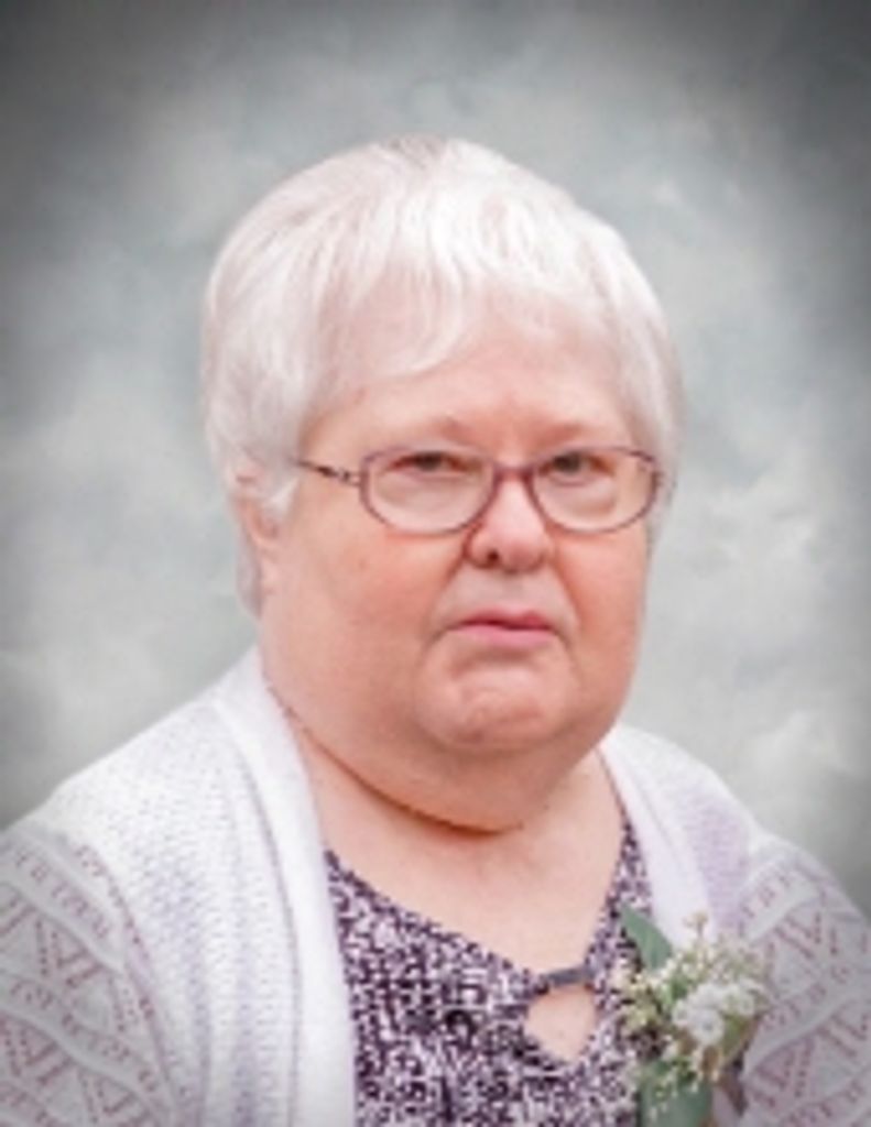 Carol Jean  Fenicle Shughart