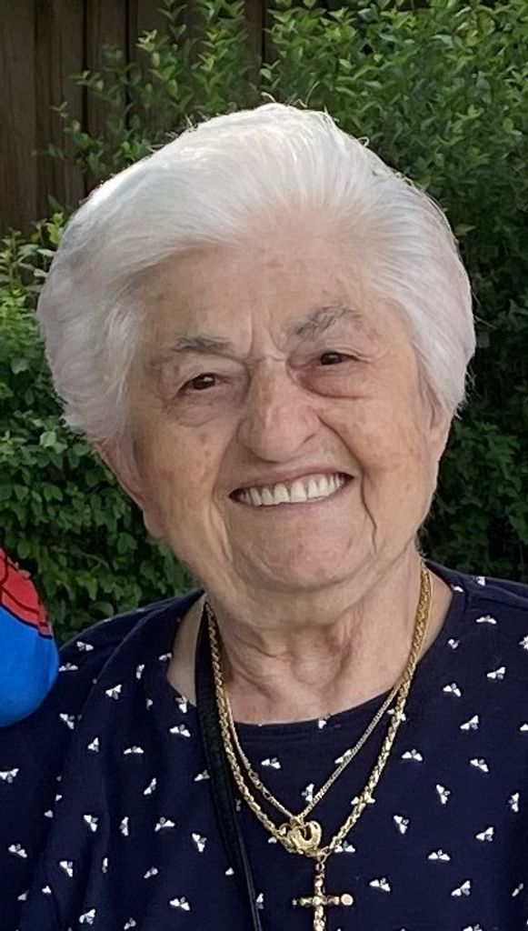 Anna Pistas Profile Photo