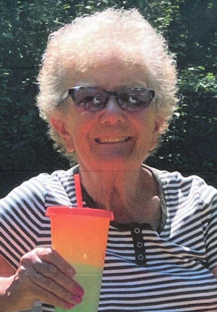 Virginia 'Ginger' Bennetts Profile Photo