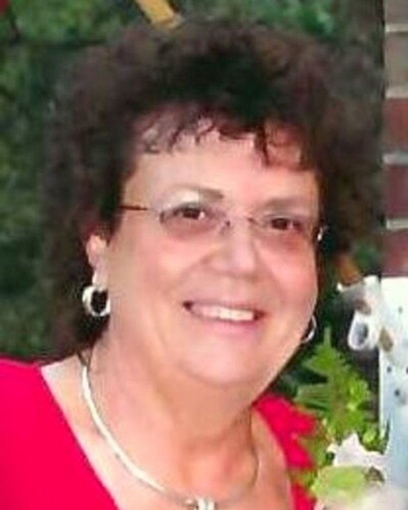 Linda Faye Simmons Profile Photo