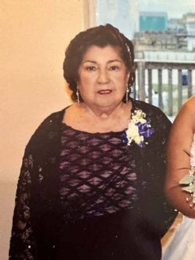 Maria Antonieta Chavez Profile Photo
