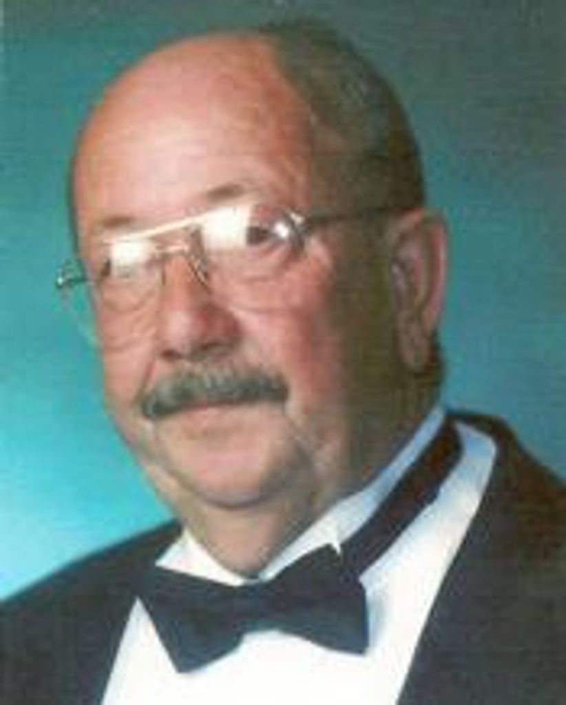 Hollis "Deano" Houghtaling