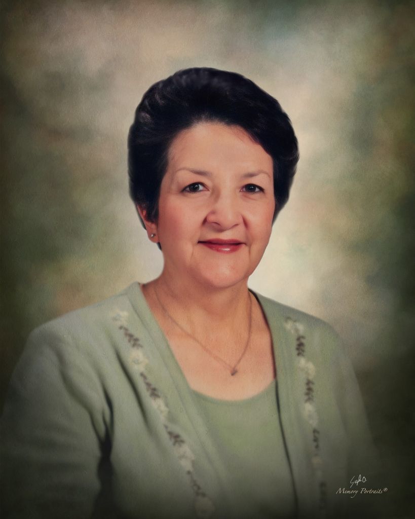 Gloria Lucero