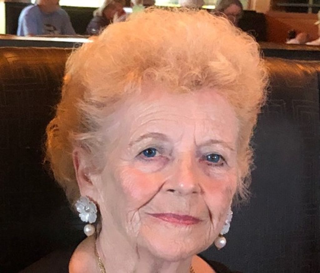 Carolyn Killette Torres Profile Photo