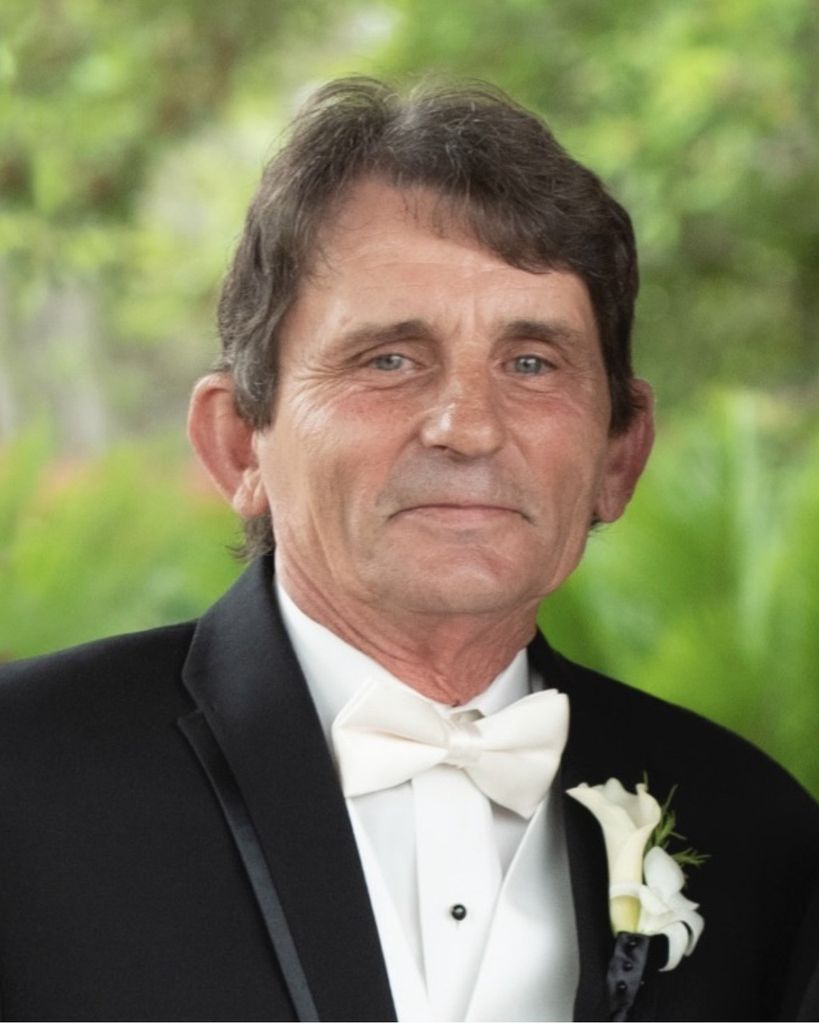 Robert Lee "Pee Wee" Ray, Jr.