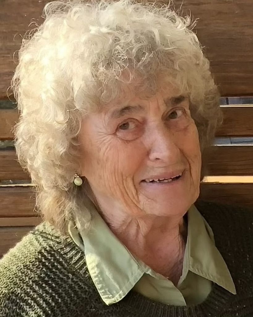 Edith Pearl Mills Profile Photo