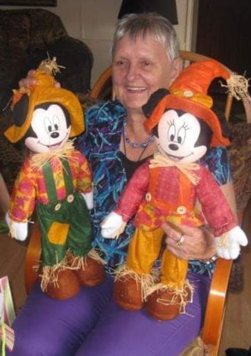 Mary Lillian Baker photo gallery thumbnail 3 of 52