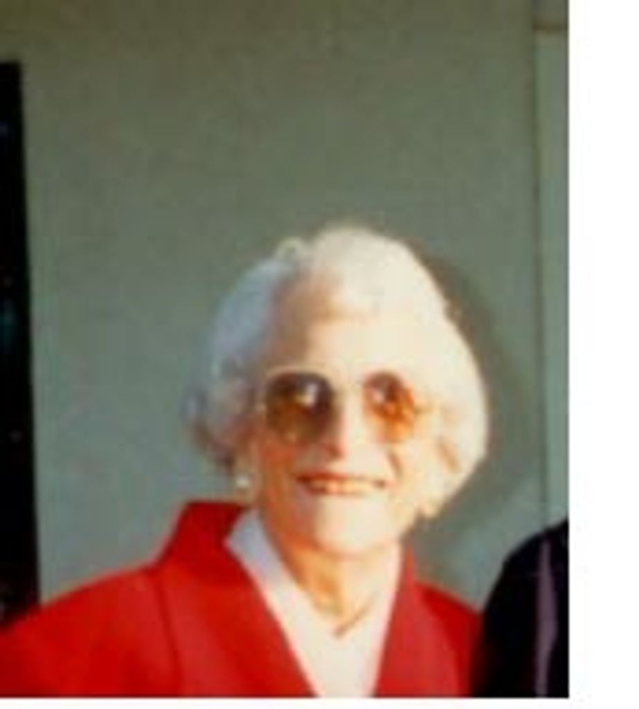 Della Adams